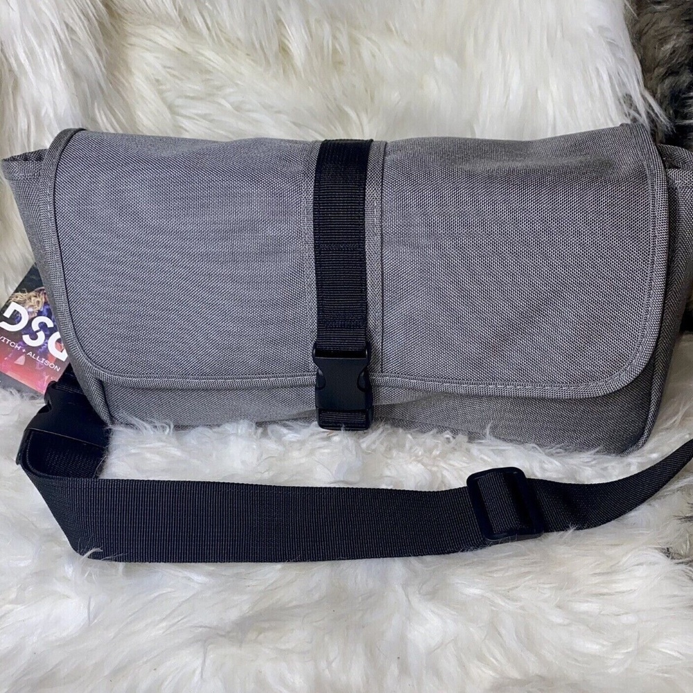 DSG Utility Sling Bag Mens Gray Adjustable Crossbody Strap Cinch Closer Bag